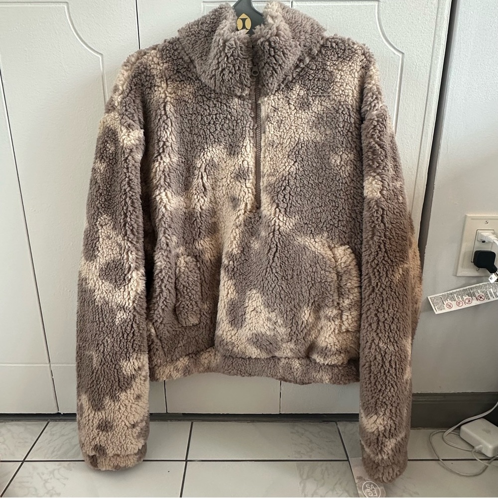 Patterned Fuzzy Quarter Zip - Picture 2 of 6